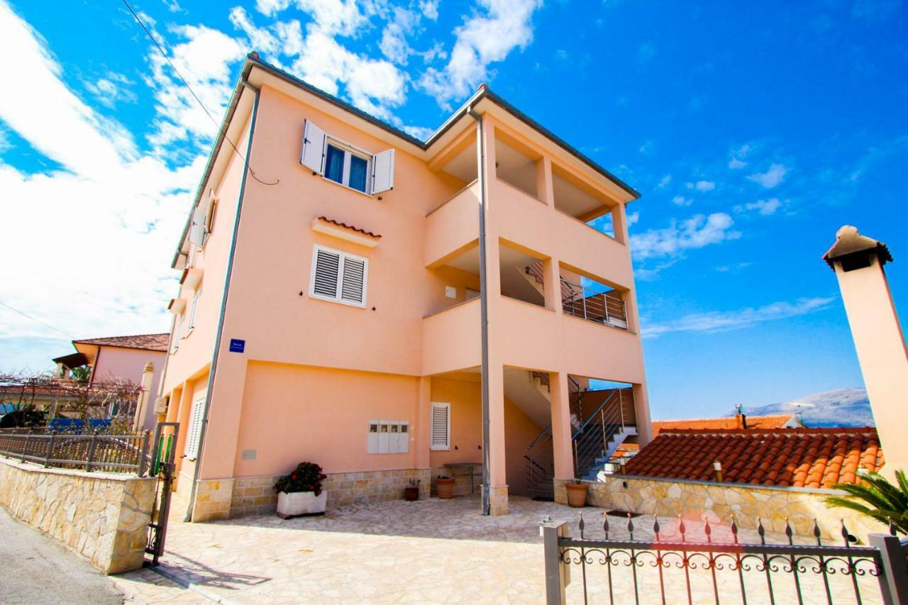 Apartments Zlatka Trogir Luaran gambar