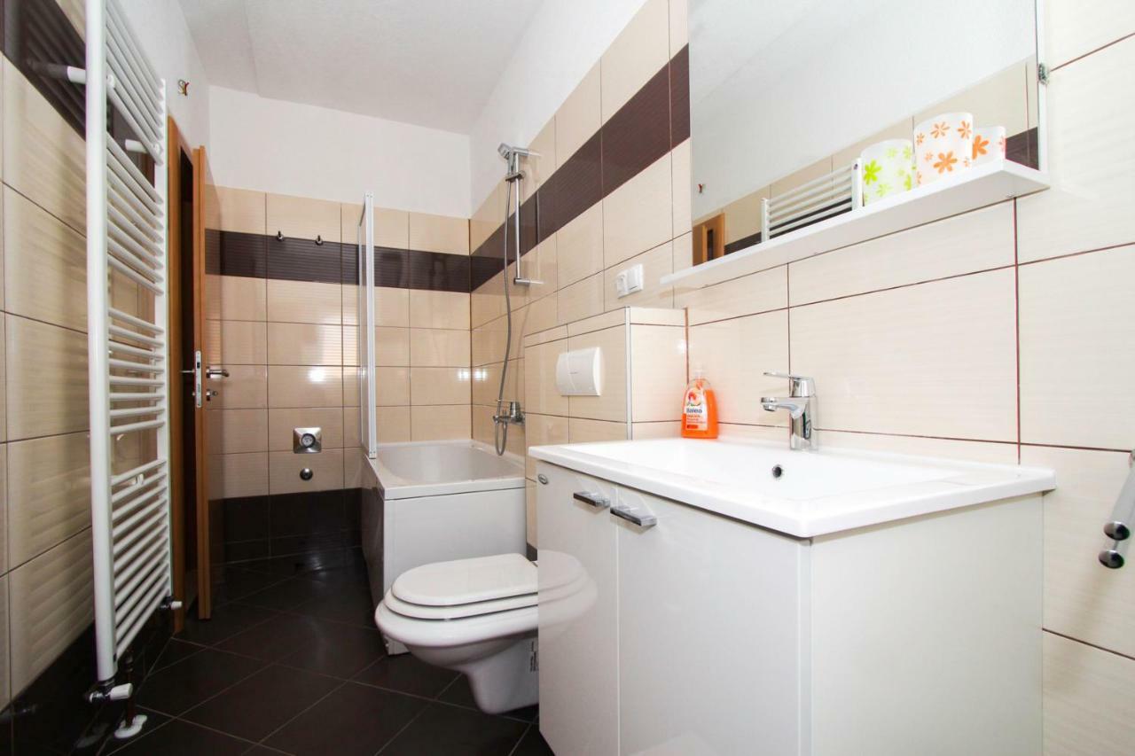 Apartments Zlatka Trogir Luaran gambar